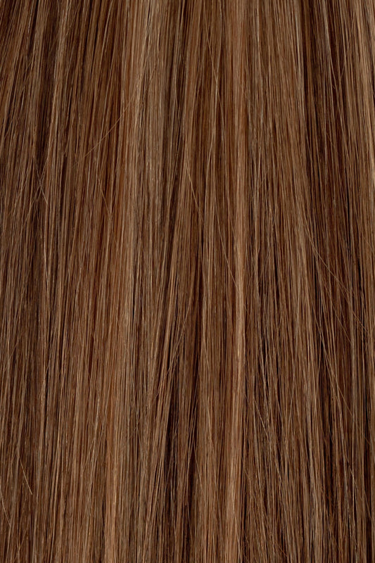 A High And Low Lightened Bronde Extensions With A Level 4 Root